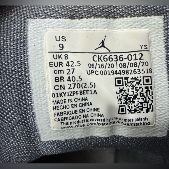 NIKE Jordan Max Aura‎ 2 (CK6636-012)_13 - Grey/White Size 9 - Picture 2 of 8